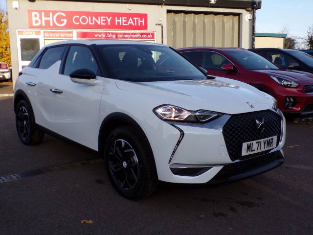 Ds Ds 3 0.0 100kW E-TENSE Prestige 50kWh 5dr Auto Hatchback Electric Gloss White